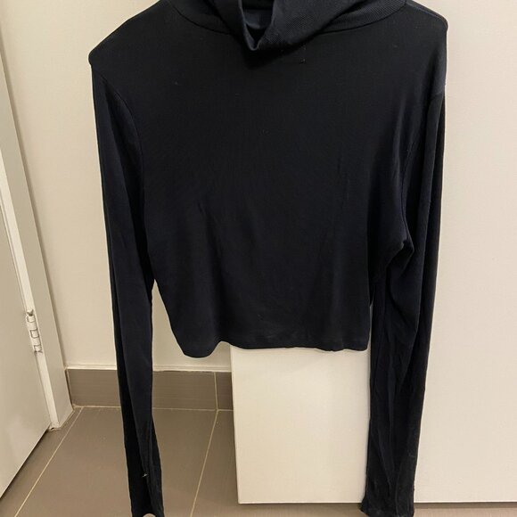 Aritzia Sunday Best Freshman Turtleneck - Size L - Black - Picture 4 of 4